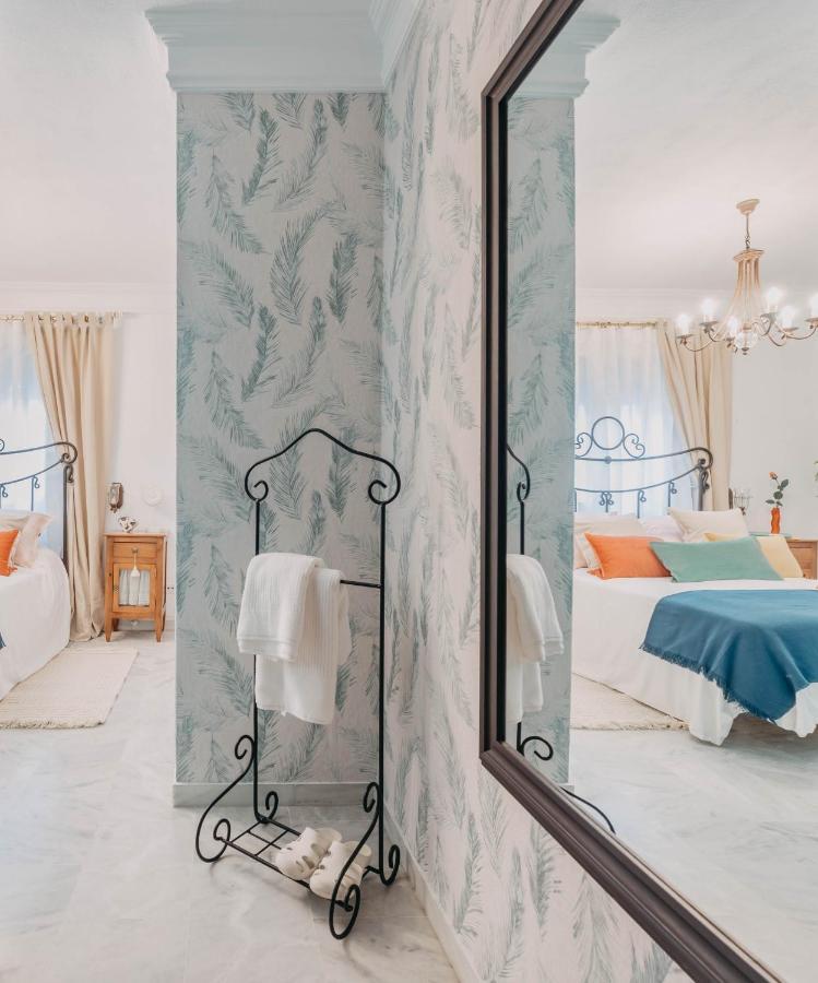 South Nature Rooms Малага Экстерьер фото